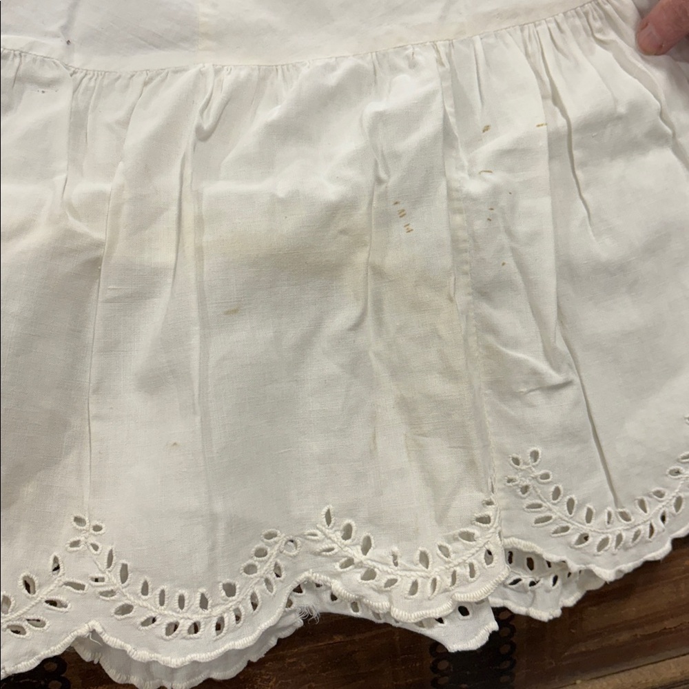 Vintage White Eyelet Childs Slip - Picture 2 of 3
